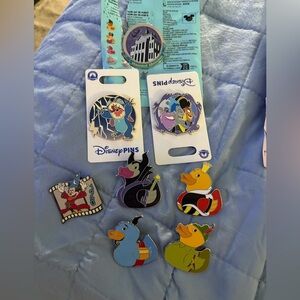 lot of Disney collectible pins, LELR haunted mansion, Disney, ducks villians!